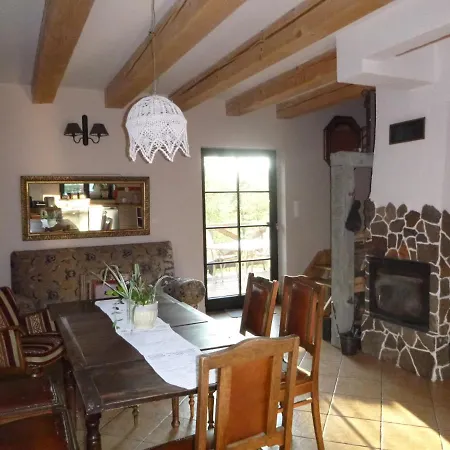 Trzy Strumyki Holiday home *